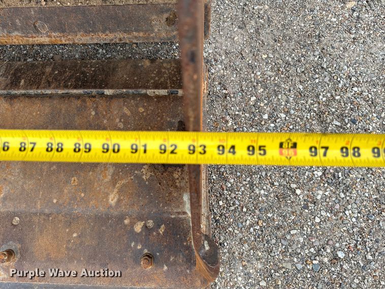 image for item NQ9589 2013 Caterpillar  420F IT backhoe