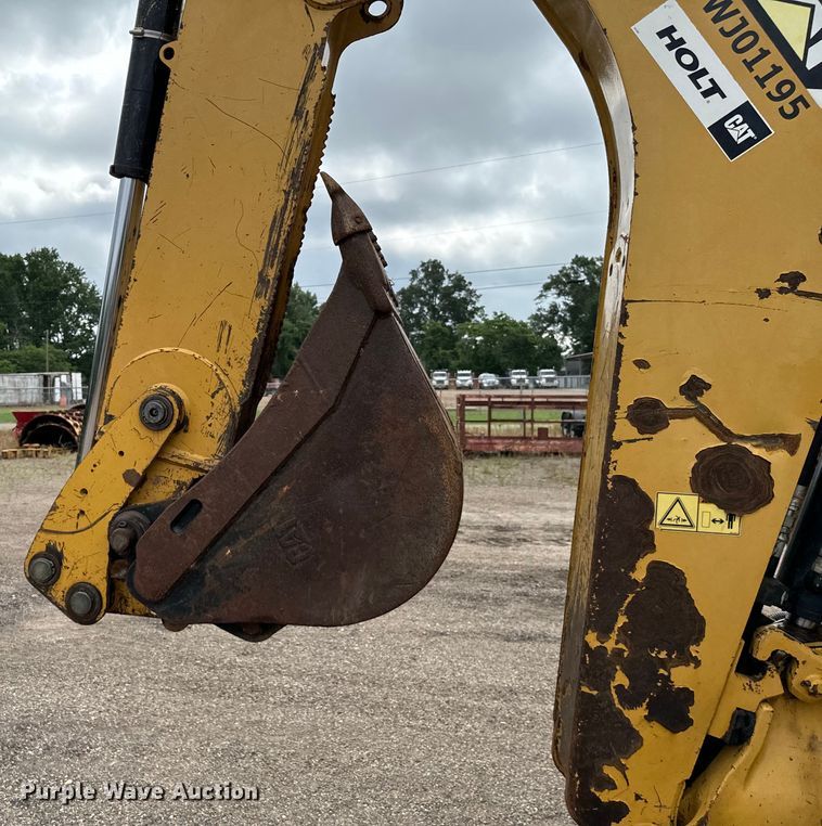 image for item NQ9589 2013 Caterpillar  420F IT backhoe
