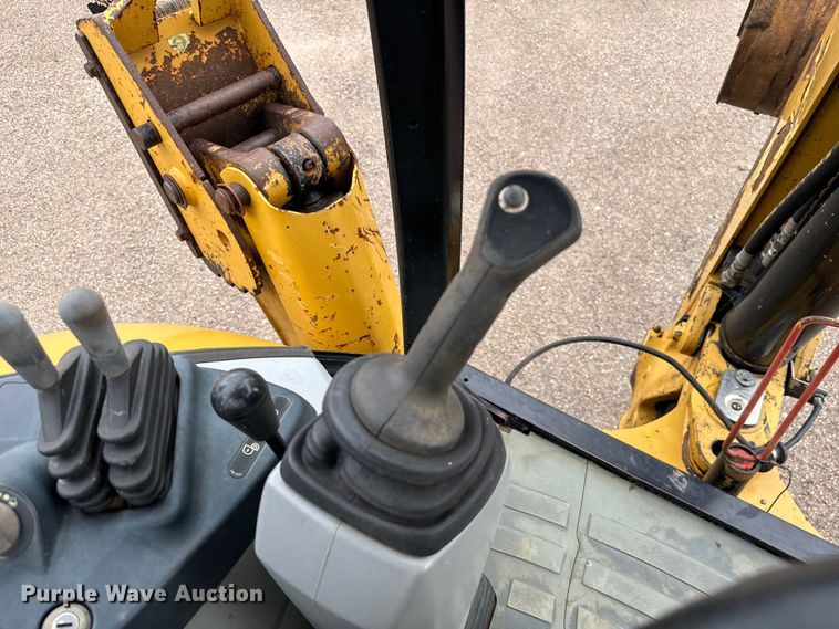 image for item NQ9589 2013 Caterpillar  420F IT backhoe