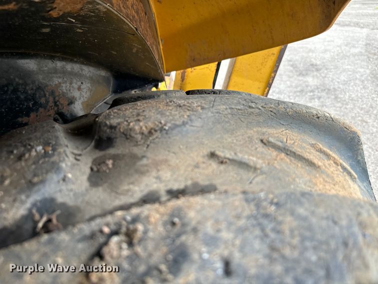 image for item NQ9589 2013 Caterpillar  420F IT backhoe