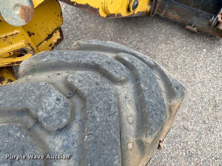 image for item NQ9589 2013 Caterpillar  420F IT backhoe