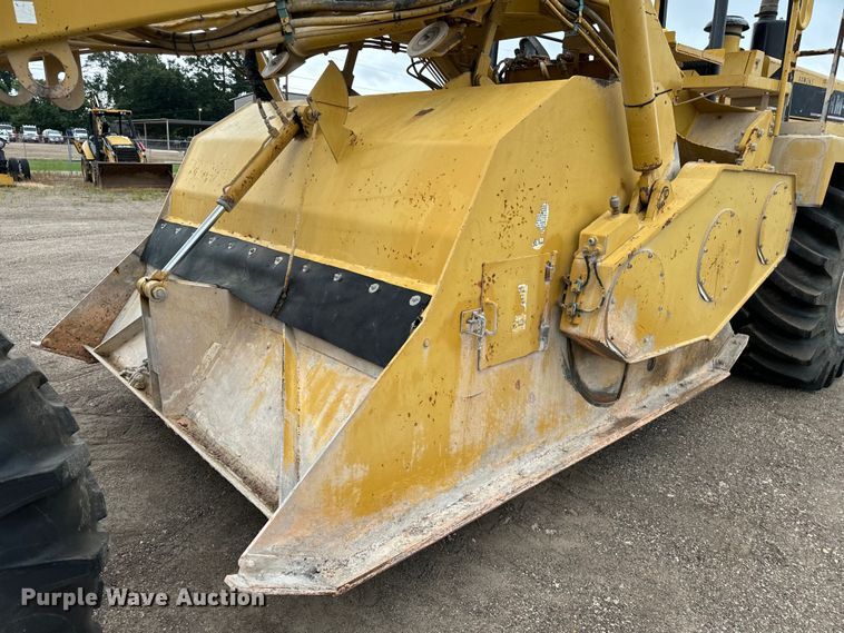 image for item NQ9590 2004 Caterpillar  RM-350B reclaimer