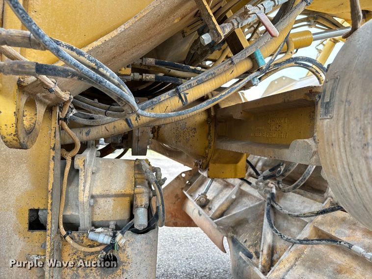 image for item NQ9590 2004 Caterpillar  RM-350B reclaimer