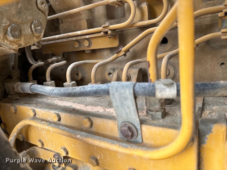 image for item NQ9590 2004 Caterpillar  RM-350B reclaimer
