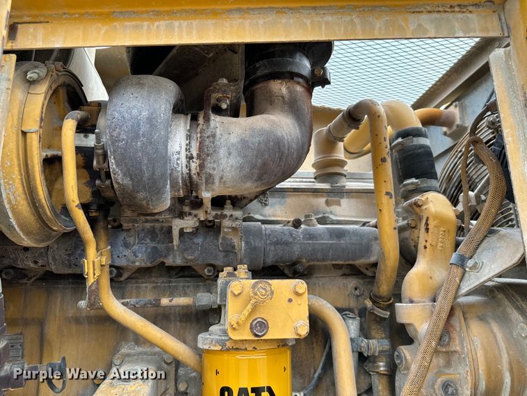 image for item NQ9590 2004 Caterpillar  RM-350B reclaimer