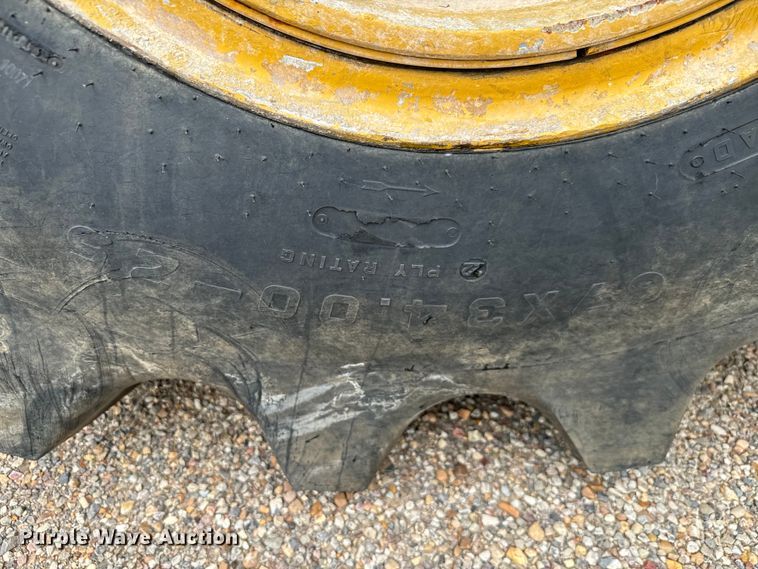 image for item NQ9590 2004 Caterpillar  RM-350B reclaimer