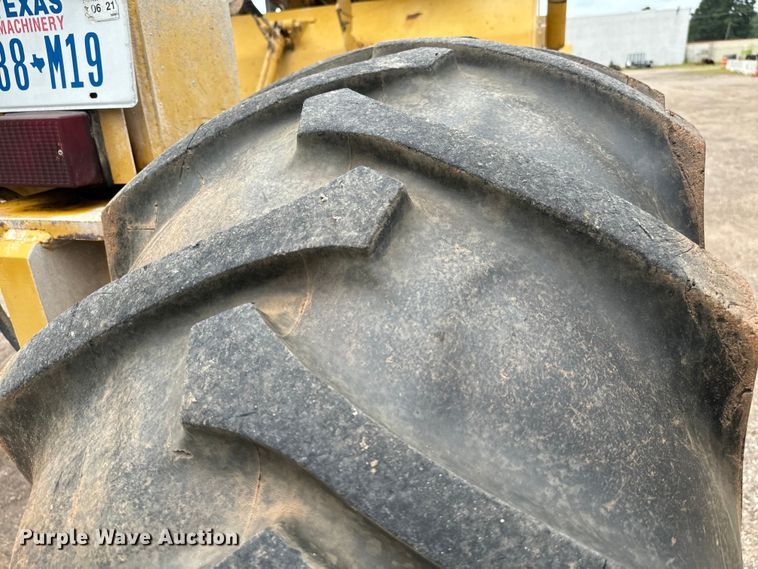 image for item NQ9590 2004 Caterpillar  RM-350B reclaimer