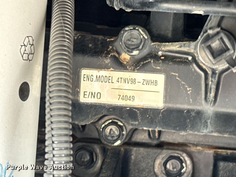 image for item NQ9592 2008 Hitachi  ZX60USBNA-3 mini excavator