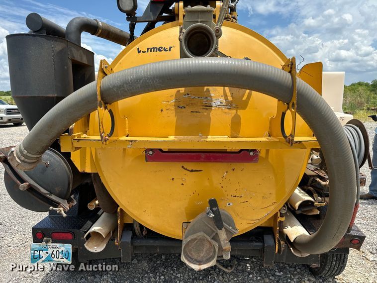 image for item NQ9602 2015 Vermeer VX50-800 vacuum excavator