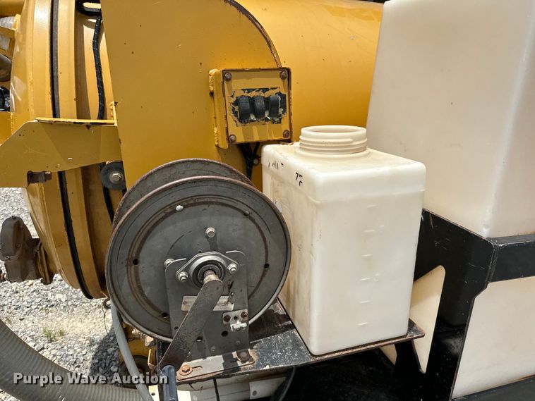 image for item NQ9602 2015 Vermeer VX50-800 vacuum excavator