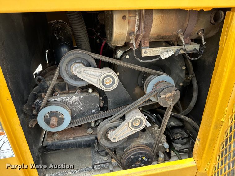 image for item NQ9602 2015 Vermeer VX50-800 vacuum excavator