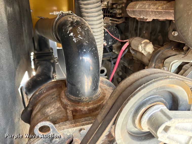 image for item NQ9602 2015 Vermeer VX50-800 vacuum excavator