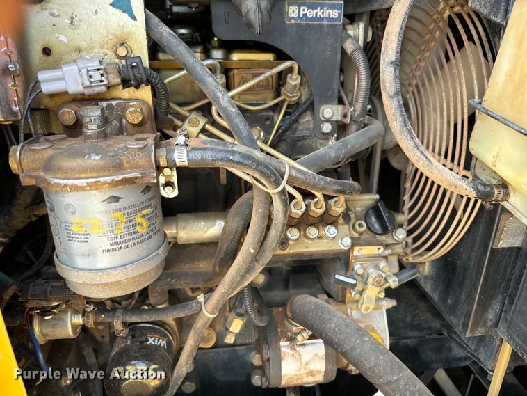 image for item NQ9602 2015 Vermeer VX50-800 vacuum excavator