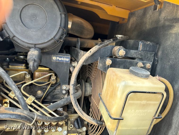 image for item NQ9602 2015 Vermeer VX50-800 vacuum excavator