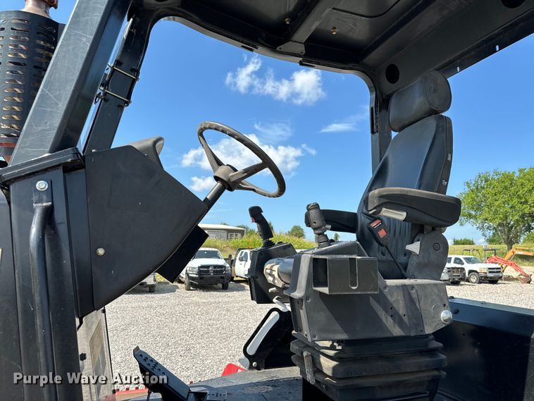 image for item NQ9603 2015 Toro RT1200 trencher