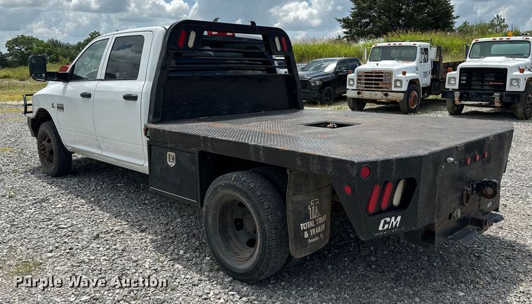 image for item NQ9607 2012 Dodge Ram 3500 Crew Cab flatbed pickup truck