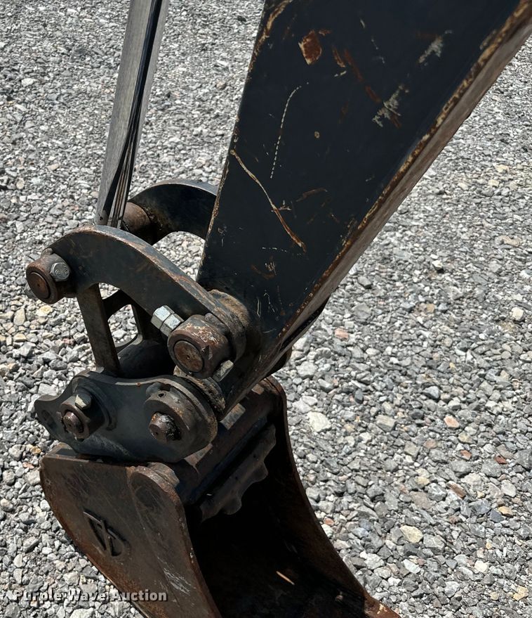 image for item NQ9608 2012 John Deere 35D mini excavator