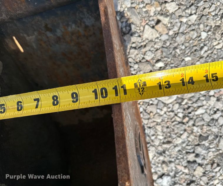 image for item NQ9608 2012 John Deere 35D mini excavator