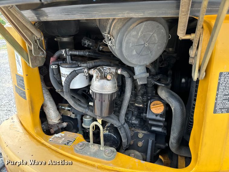 image for item NQ9608 2012 John Deere 35D mini excavator