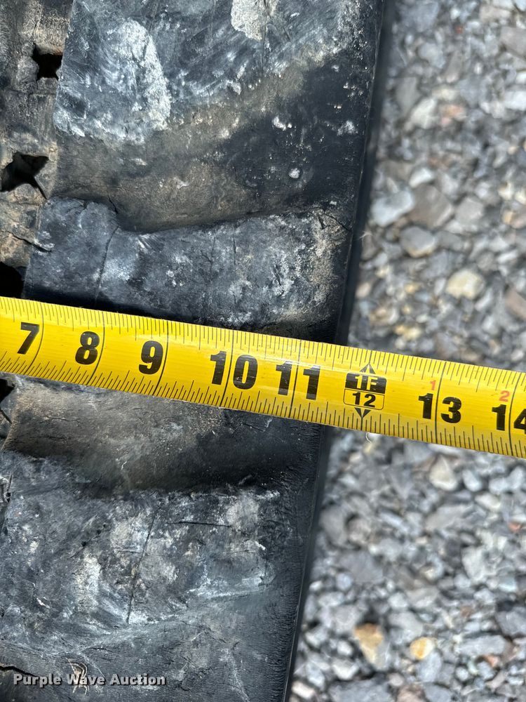 image for item NQ9608 2012 John Deere 35D mini excavator