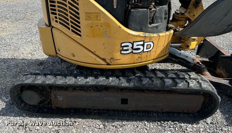 image for item NQ9608 2012 John Deere 35D mini excavator