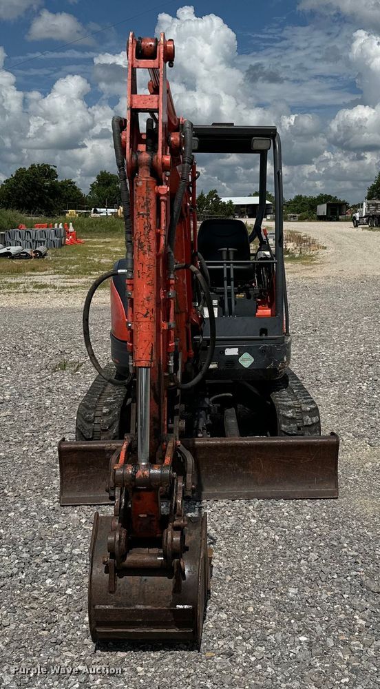 image for item NQ9612 2012 Kubota U35S2 mini excavator