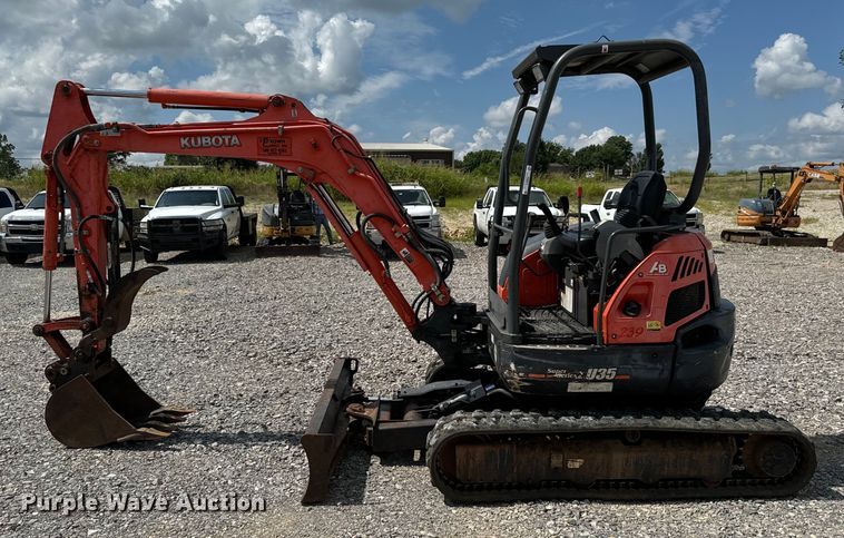 image for item NQ9612 2012 Kubota U35S2 mini excavator