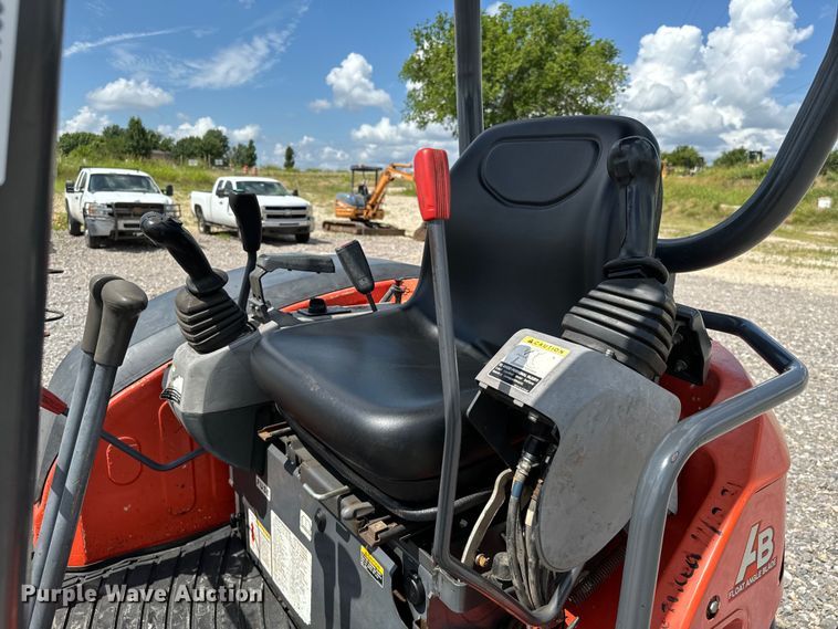 image for item NQ9612 2012 Kubota U35S2 mini excavator