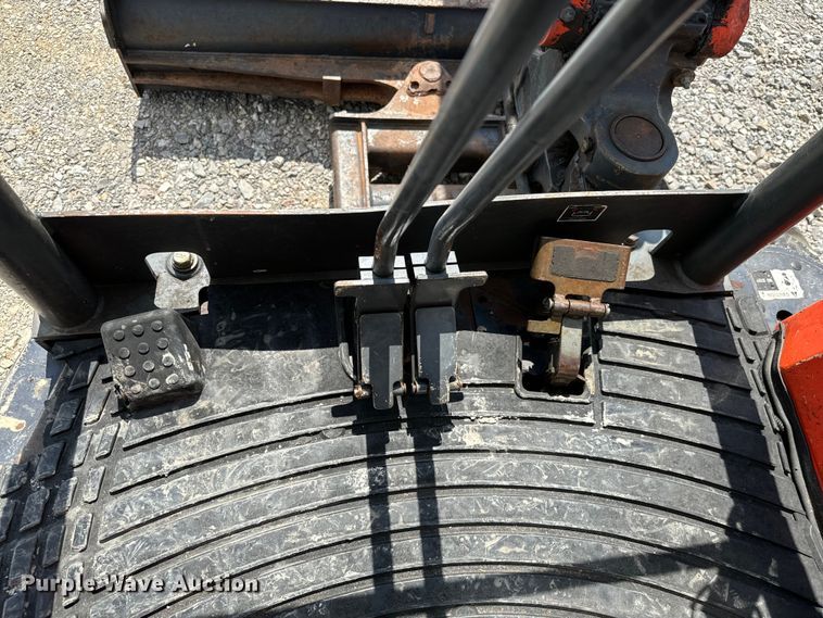 image for item NQ9612 2012 Kubota U35S2 mini excavator