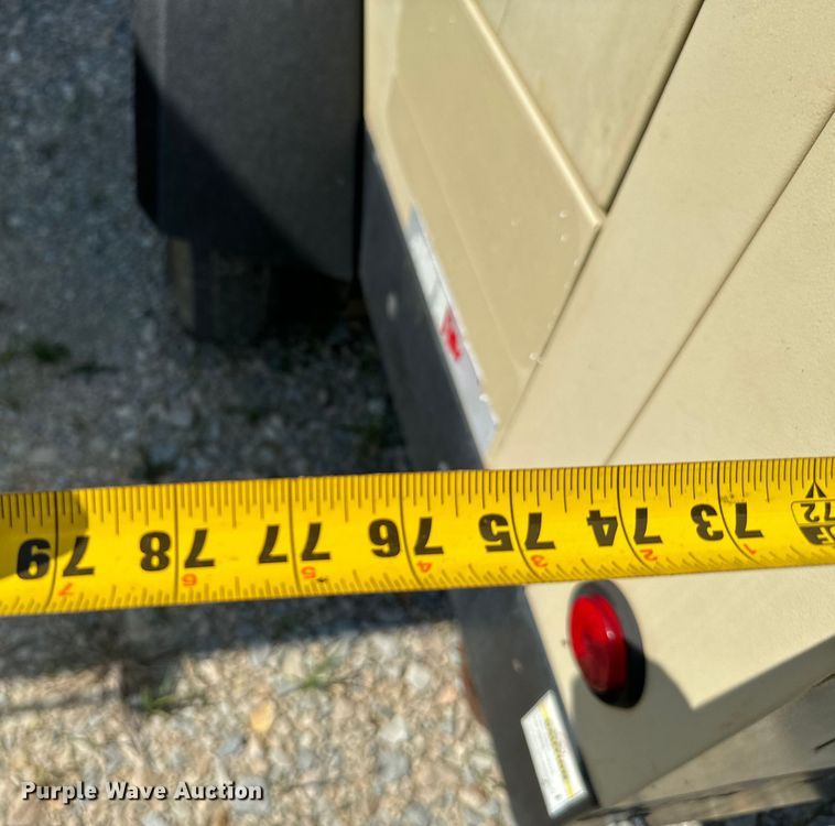 image for item NQ9614 2015 Doosan P425 air compressor