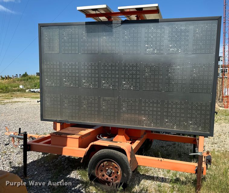 image for item NQ9615 2013 K&K Systems message board trailer