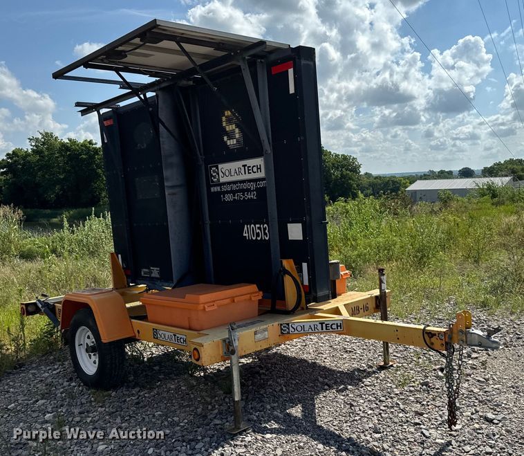 image for item NQ9616 2010 SolarTech Silent Messenger  message board trailer