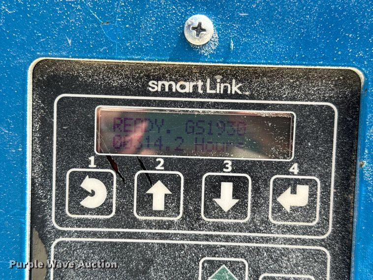 image for item NQ9617 2015 Genie GS-1930 scissor lift