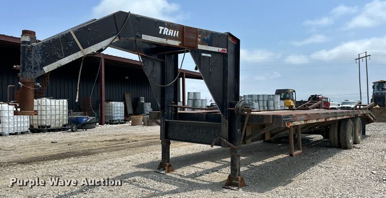 image for item NR9953 1990 Trail King  equipment trailer