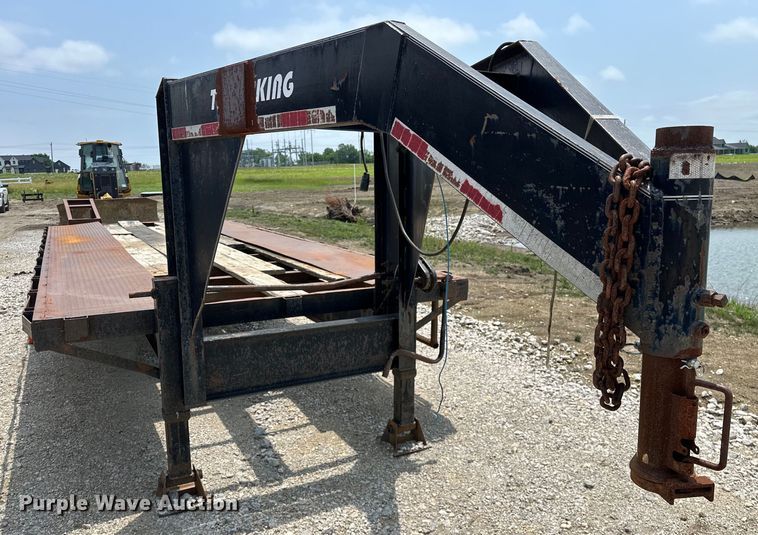 image for item NR9953 1990 Trail King  equipment trailer