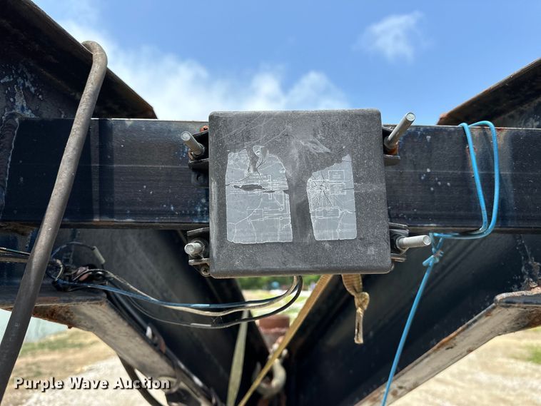 image for item NR9953 1990 Trail King  equipment trailer