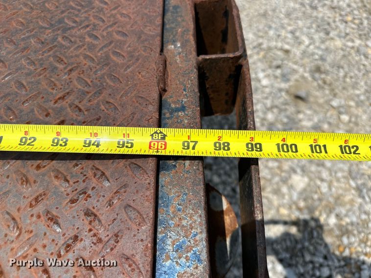 image for item NR9953 1990 Trail King  equipment trailer