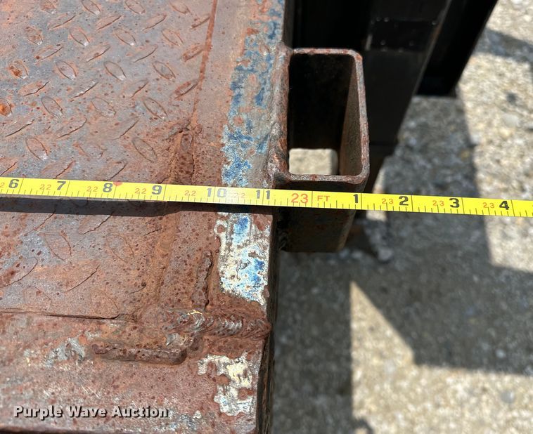 image for item NR9953 1990 Trail King  equipment trailer