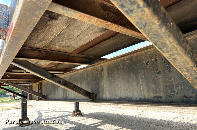 image for item NR9953 1990 Trail King  equipment trailer