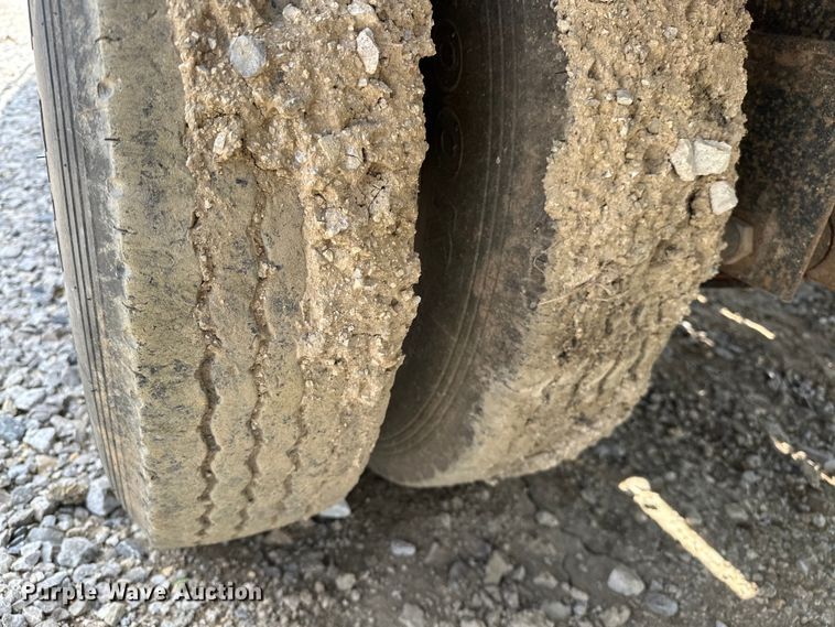 image for item NR9953 1990 Trail King  equipment trailer