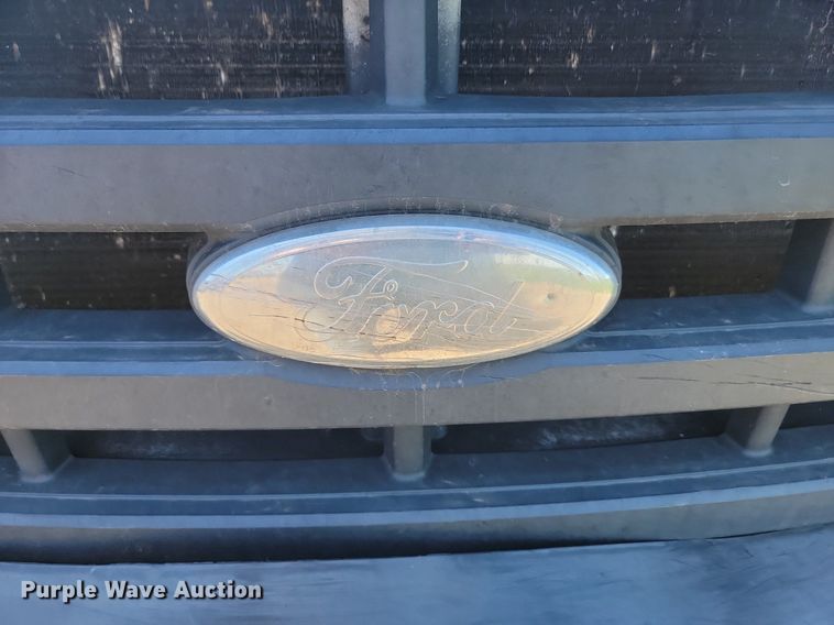 image for item NZ9923 2007 Ford  F450 Super Duty flatbed truck