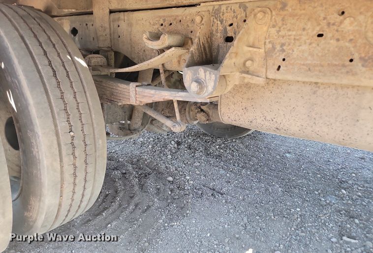 image for item NZ9923 2007 Ford  F450 Super Duty flatbed truck