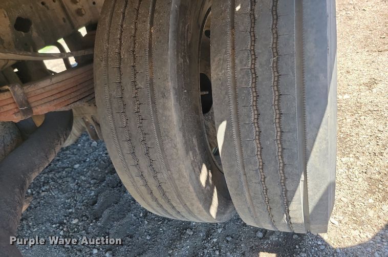 image for item NZ9923 2007 Ford  F450 Super Duty flatbed truck