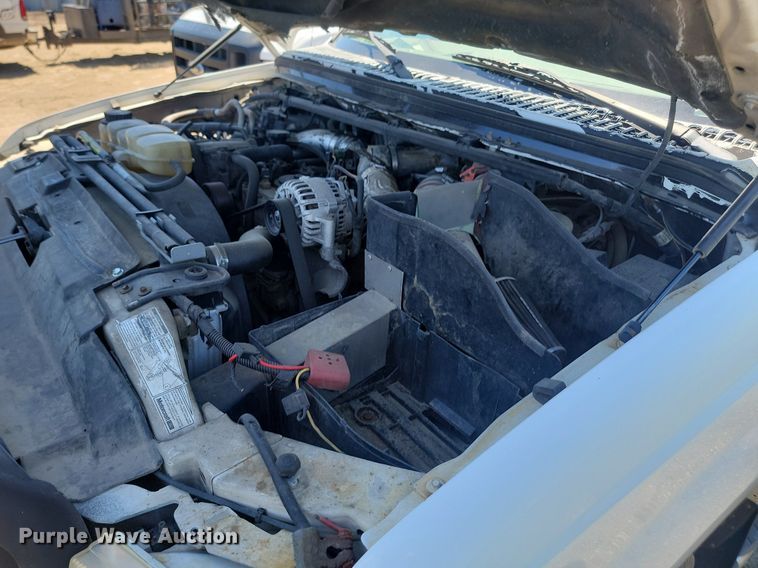 image for item NZ9925 2001 Ford  F450 Super Duty flatbed truck