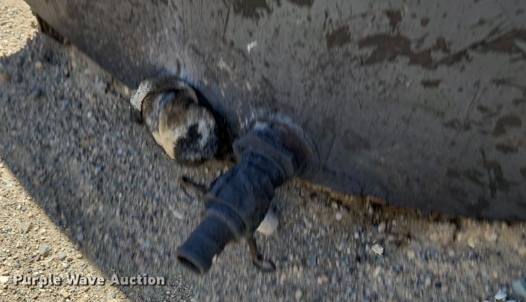 image for item NZ9929 Asphalt tank