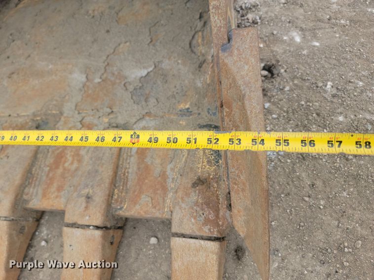 image for item OD9523 2016 John Deere 300G LC excavator