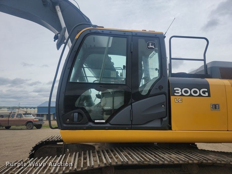 image for item OD9523 2016 John Deere 300G LC excavator
