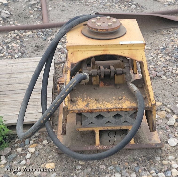 image for item OD9525 BTi TC-150S plate compactor