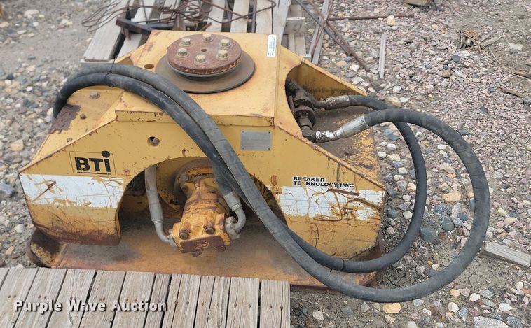 image for item OD9525 BTi TC-150S plate compactor