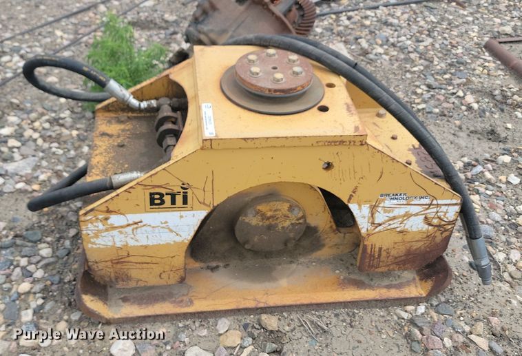 image for item OD9525 BTi TC-150S plate compactor